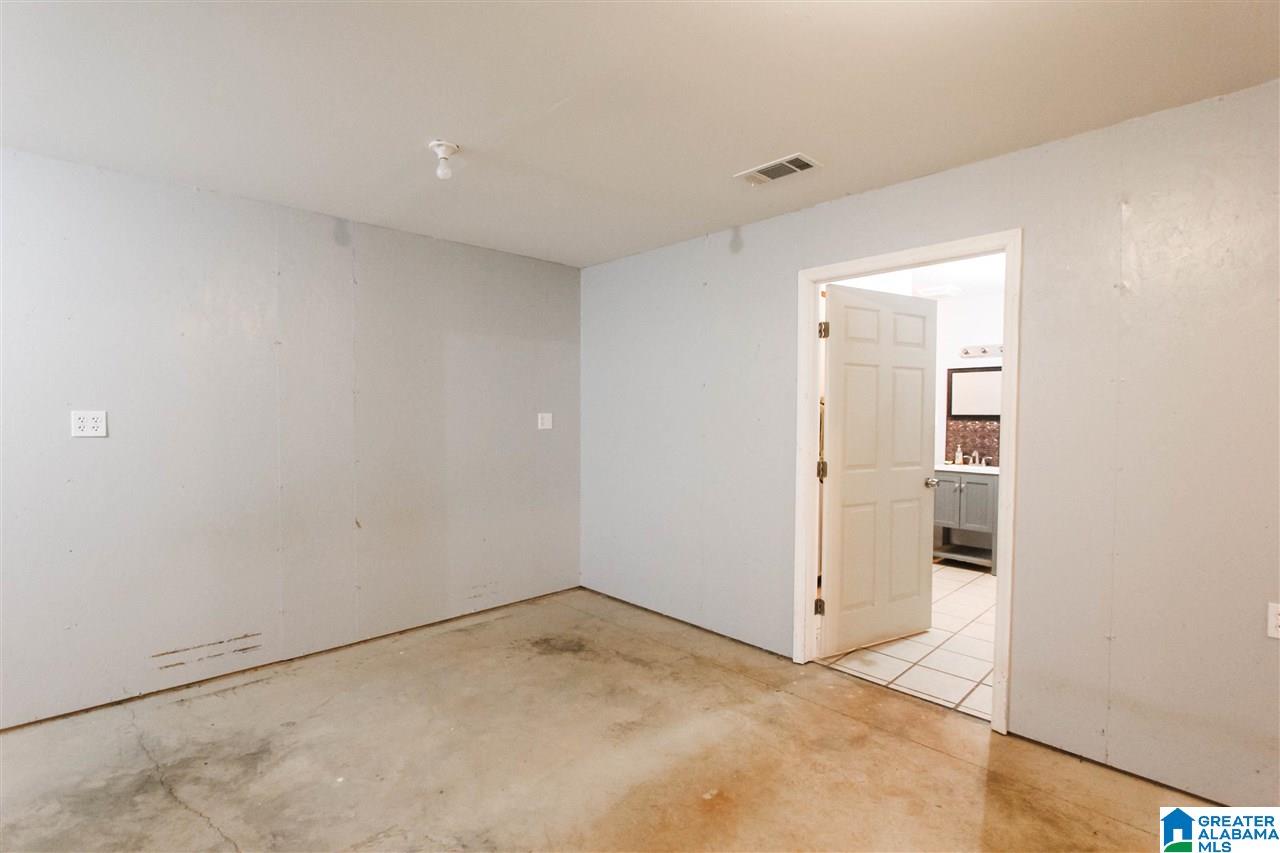 720 Valley Road Talladega, AL 35160 - Photo 18 of 38