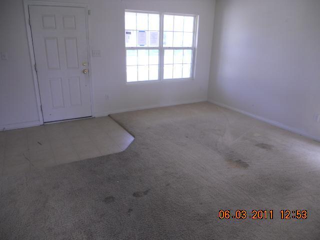 2736 Rothe Lane Indianapolis, IN 46229 - Photo 3 of 7 Gallery Image 3