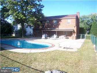 3290 Bartram Road Willow Grove, PA 19090 - Photo 12 of 12 Exterior Back