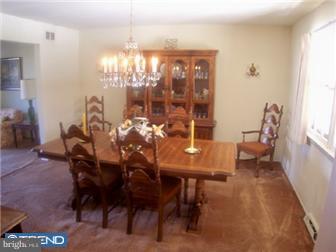 3290 Bartram Road Willow Grove, PA 19090 - Photo 4 of 12 Gallery Image 4
