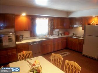 3290 Bartram Road Willow Grove, PA 19090 - Photo 6 of 12 Gallery Image 6