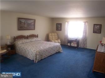 3290 Bartram Road Willow Grove, PA 19090 - Photo 7 of 12 Gallery Image 7