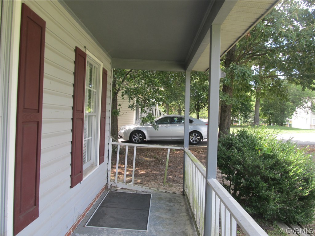 5723 Kendall Road Richmond, VA 23224 - Photo 6 of 35 Gallery Image 6