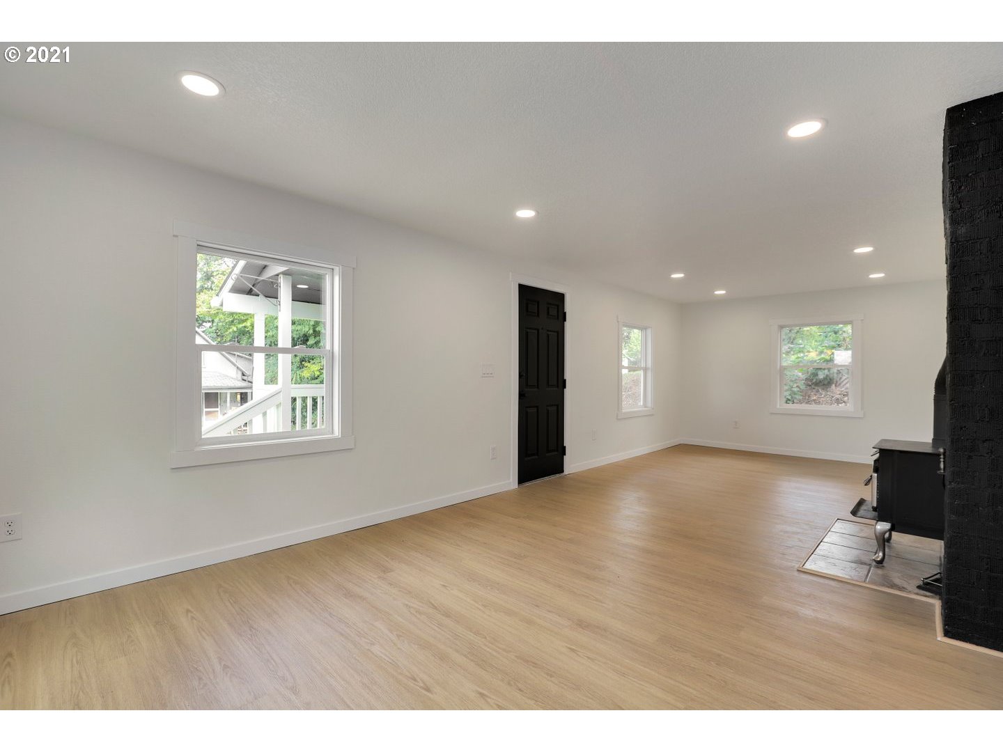817 Highland Street Ridgefield, WA 98642 - Photo 6 of 27 a view of an empty room with a window