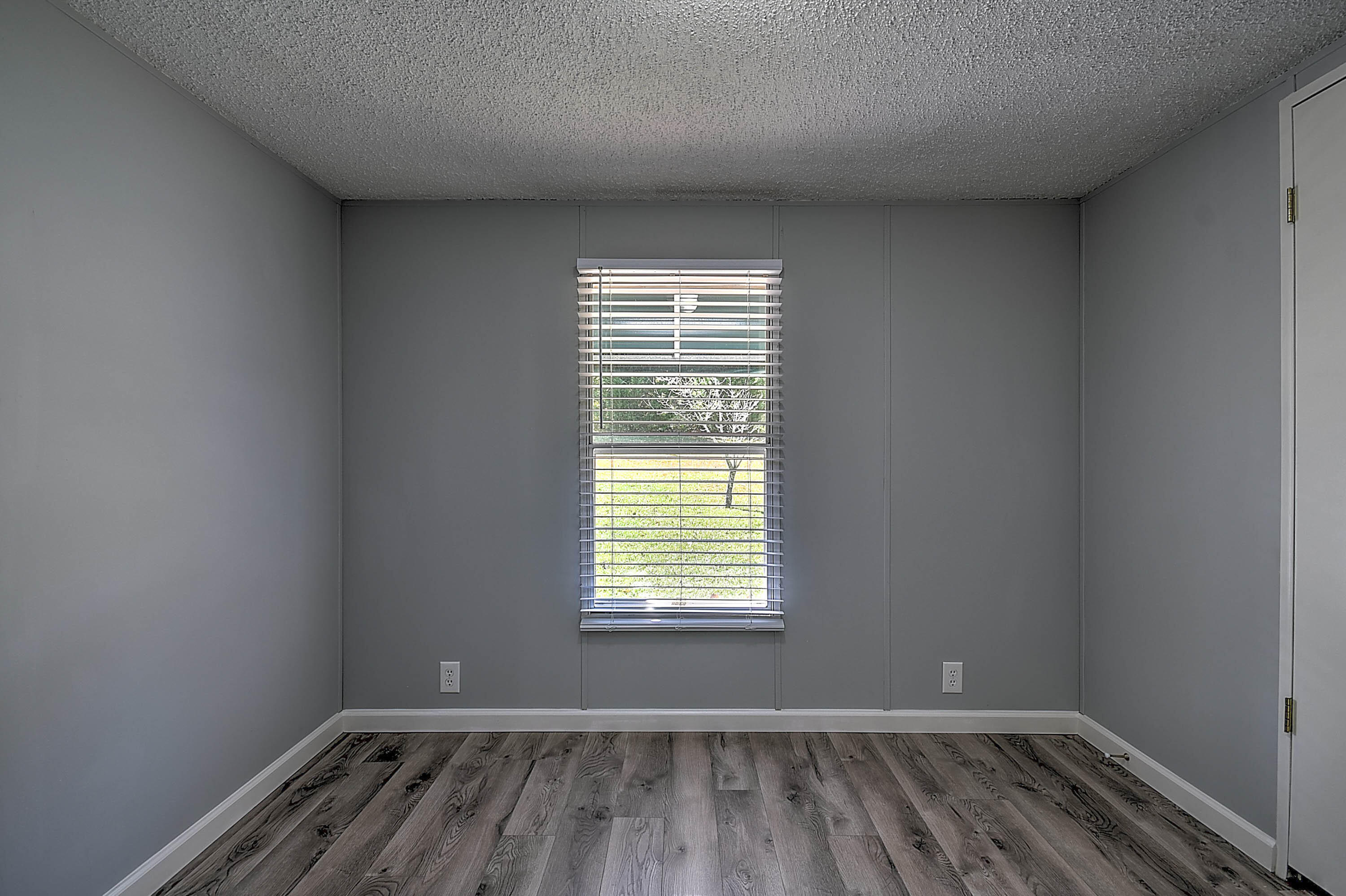 955 South Water Fork Road Greeneville, TN 37743 - Photo 15 of 31 Bedroom #3