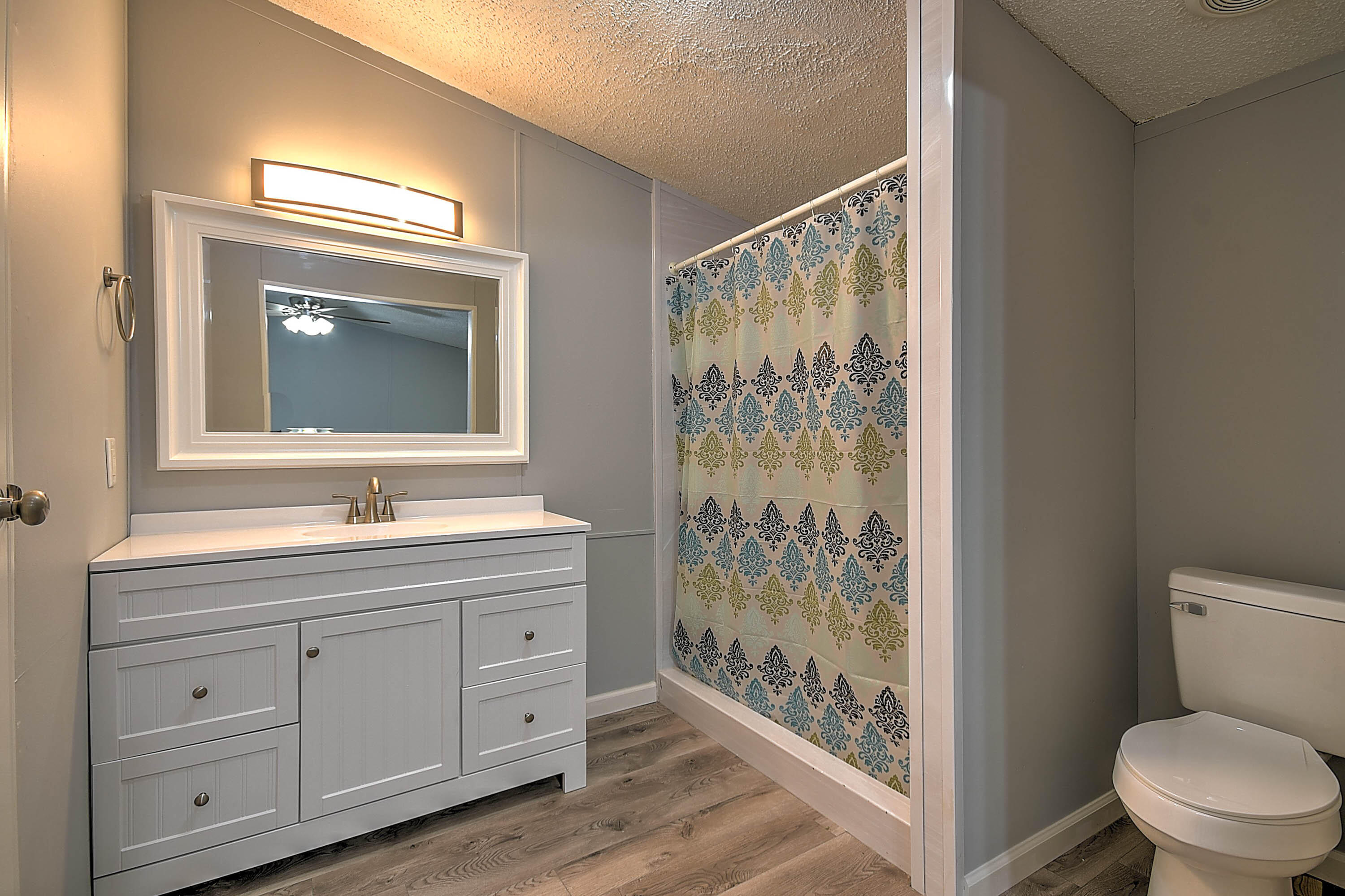 955 South Water Fork Road Greeneville, TN 37743 - Photo 21 of 31 Master Bath