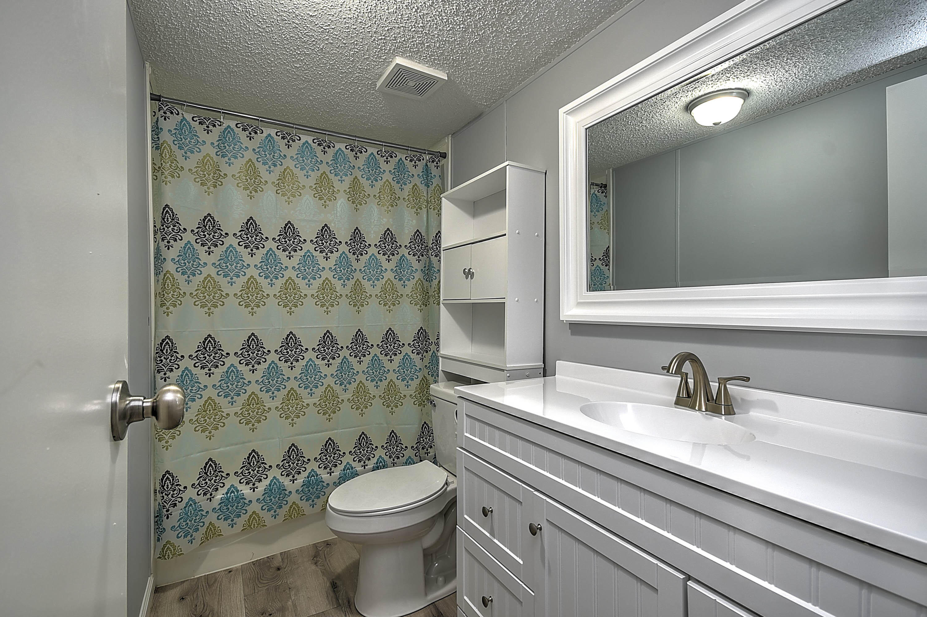 955 South Water Fork Road Greeneville, TN 37743 - Photo 23 of 31 Bathroom #2