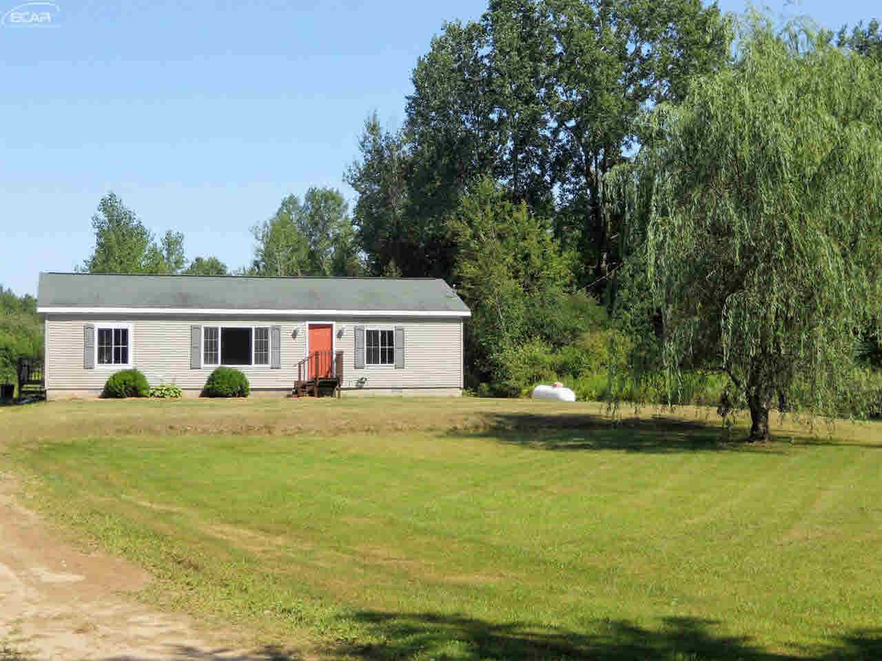 6853 Hess Road Vassar, MI 48768 - Photo 3 of 21 21357819-2.JPG
