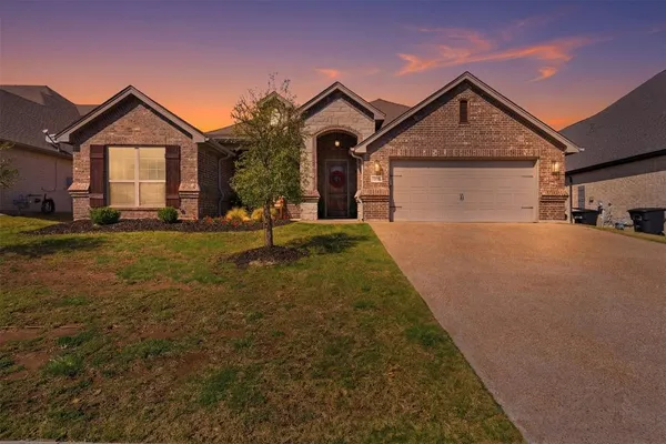 $448,000 | 10908 Slick Rock Drive, Benbrook, TX 76126