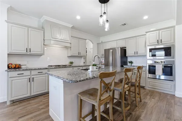 $448,000 | 10908 Slick Rock Drive, Benbrook, TX 76126