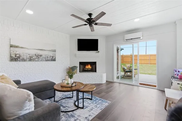 $448,000 | 10908 Slick Rock Drive, Benbrook, TX 76126