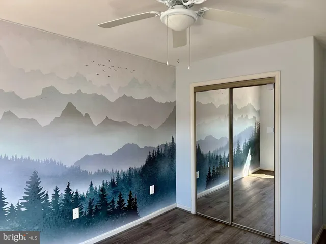 a view of a entryway