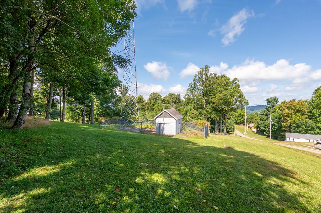 775 Carrollview Road Fancy Gap, VA 24328 - Photo 6 of 18 Gallery Image 6
