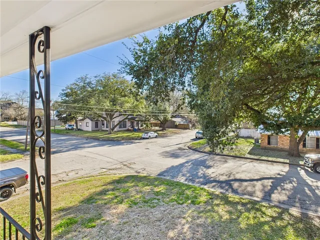 $675,000 | 109 Wood Street, Navasota, TX 77868