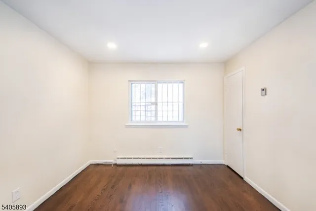 $1,450 | 601 Fairview Avenue, Fairview, NJ 07022