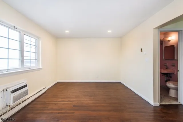 $1,450 | 601 Fairview Avenue, Fairview, NJ 07022