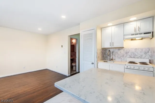 $1,450 | 601 Fairview Avenue, Fairview, NJ 07022