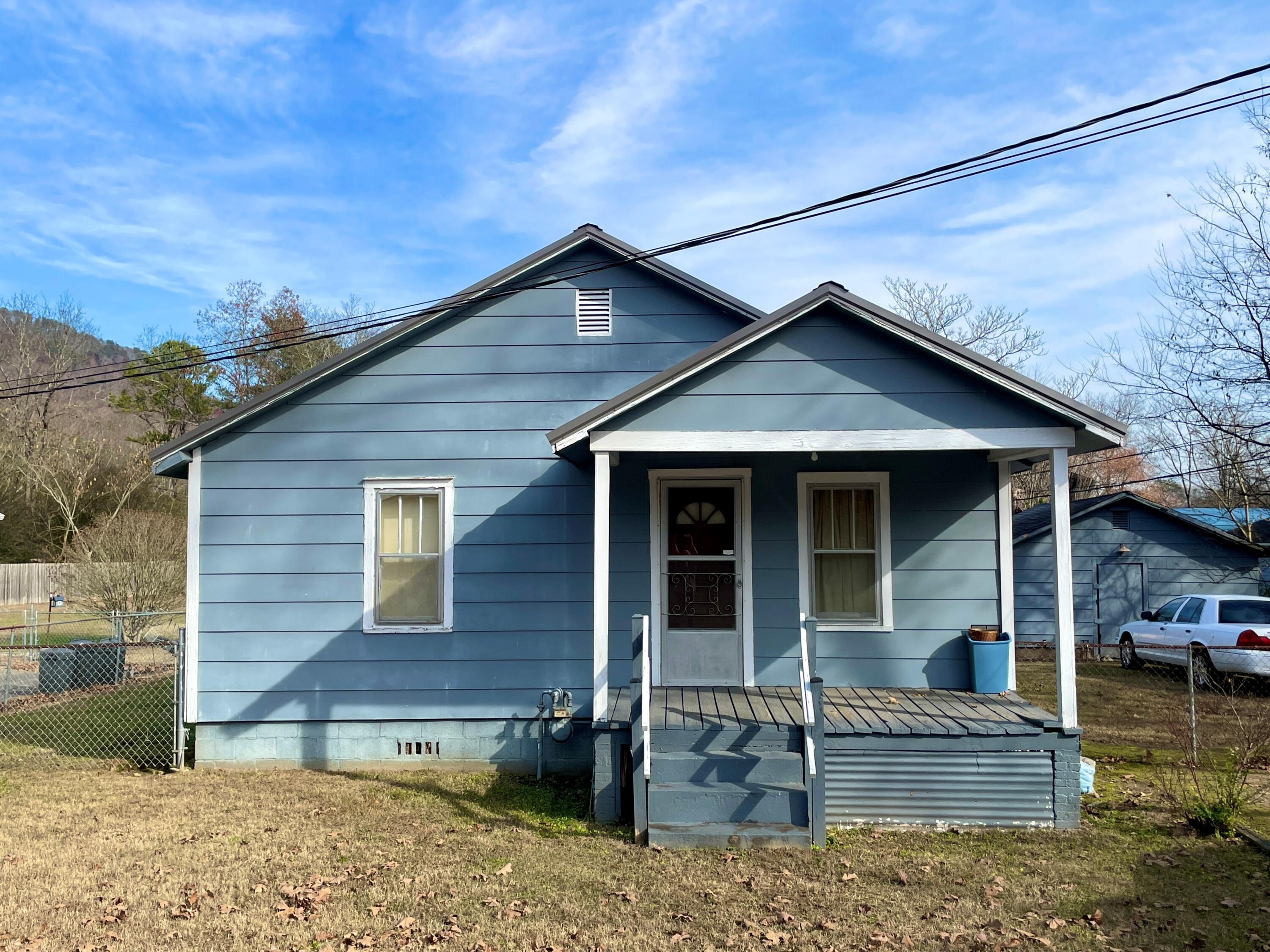 207 Weeks Road Soddy Daisy, TN 37379 - Photo 1 of 18 weeks8
