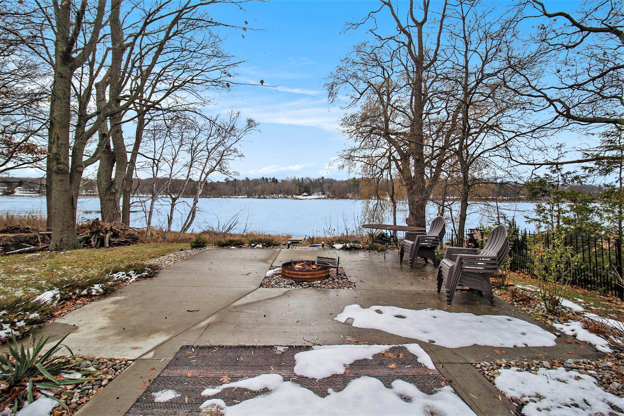 6959 Abrahamson Road Ludington, MI 49431 - Photo 33 of 54 Back patio view