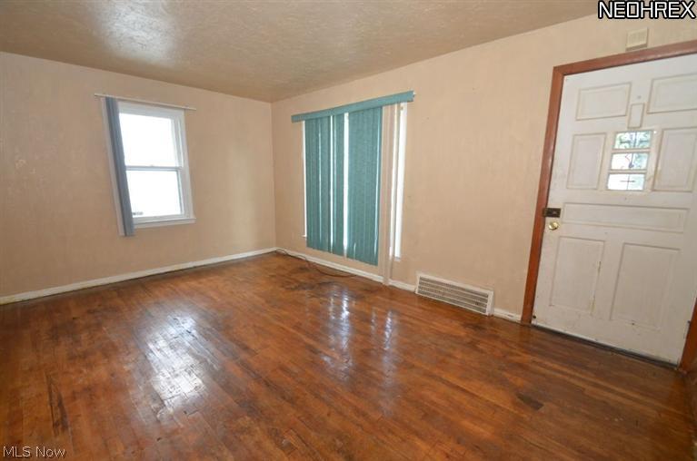 20814 Hansen Road Maple Heights, OH 44137 - Photo 8 of 16 Gallery Image 8