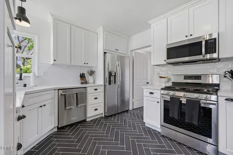 $1,199,000 | 1681 Forest Avenue, Pasadena, CA 91103