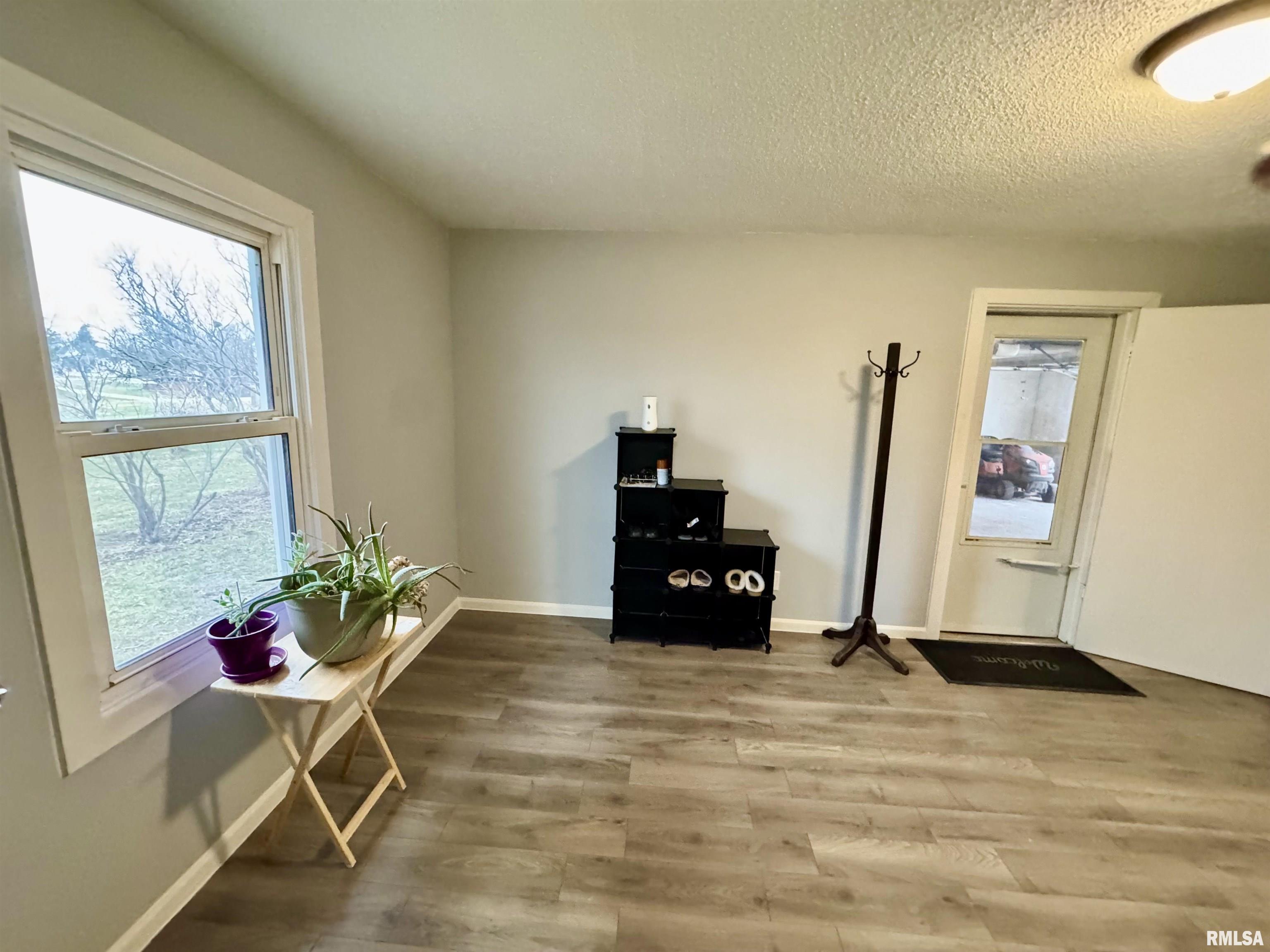 1407 15th Street Viola, IL 61486 - Photo 16 of 23