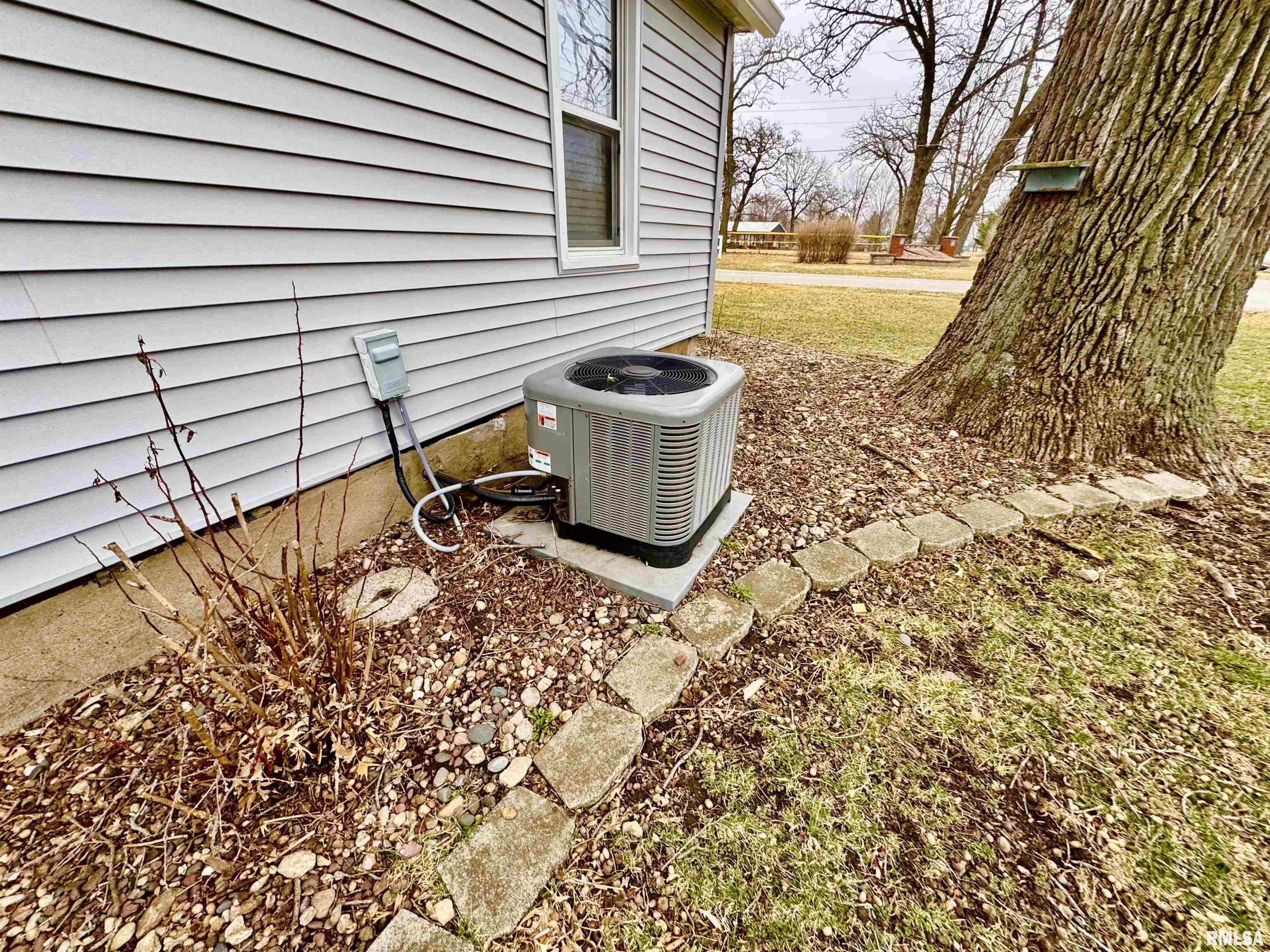 1407 15th Street Viola, IL 61486 - Photo 22 of 23