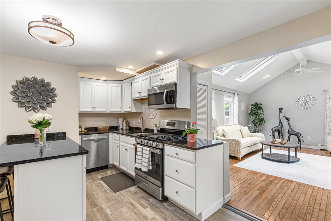 69 Mason Road Barrington, RI 02806 - Photo 20 of 50