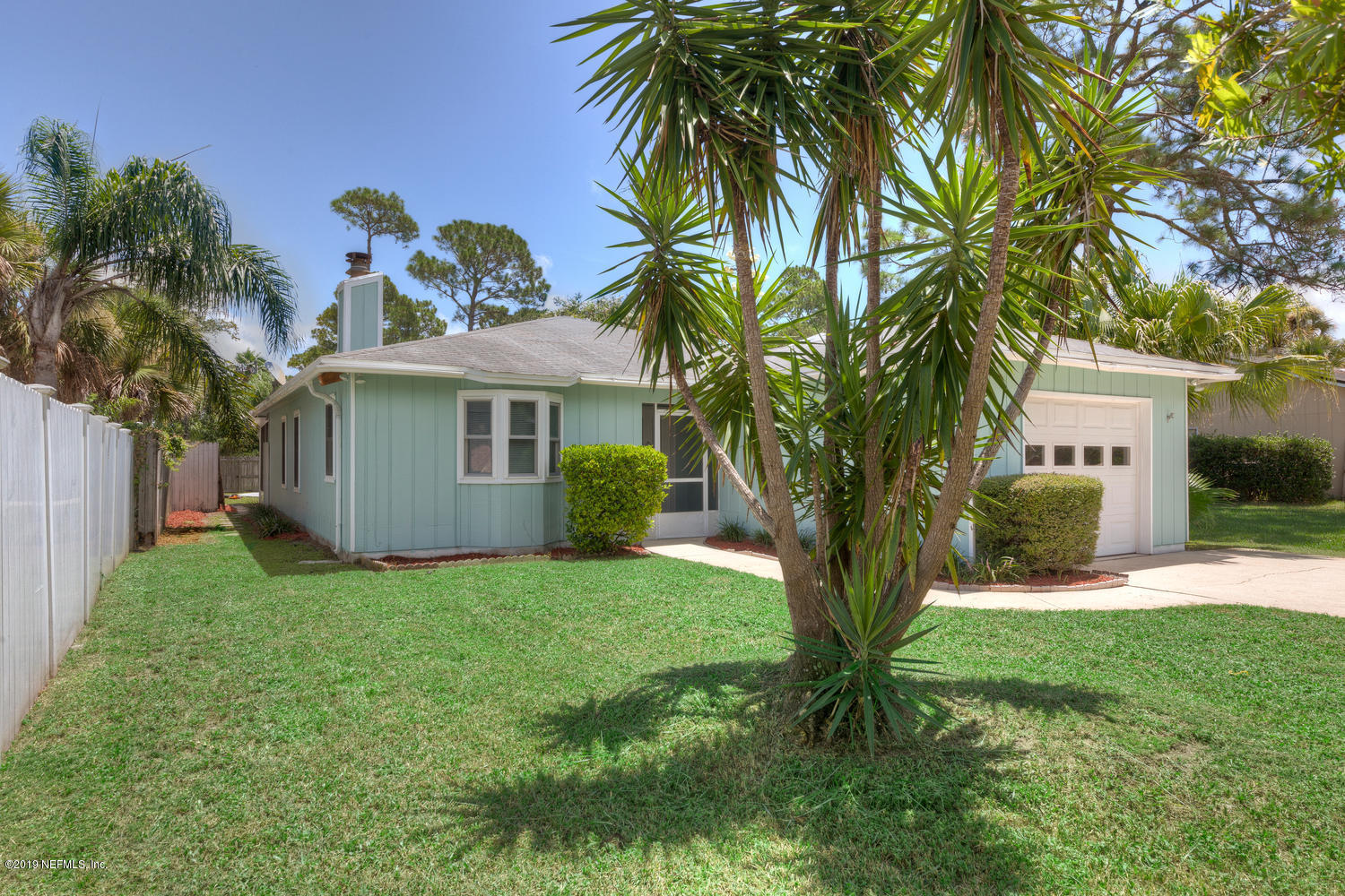 2251 Riley Street Jacksonville Beach, FL 32250 - Photo 2 of 29 Image 2