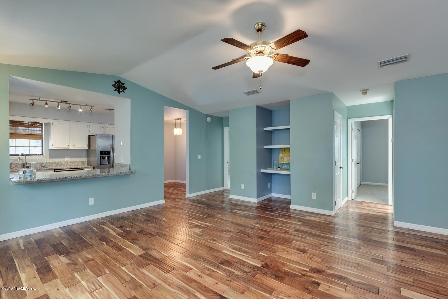 2251 Riley Street Jacksonville Beach, FL 32250 - Photo 7 of 29 Image 8