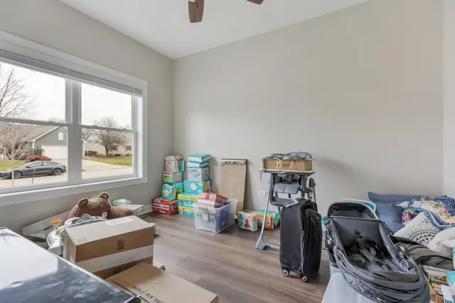 $346,000 | 207 Julie Lane, Hampshire, IL 60140