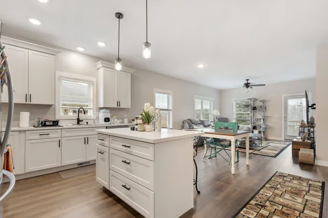 $346,000 | 207 Julie Lane, Hampshire, IL 60140