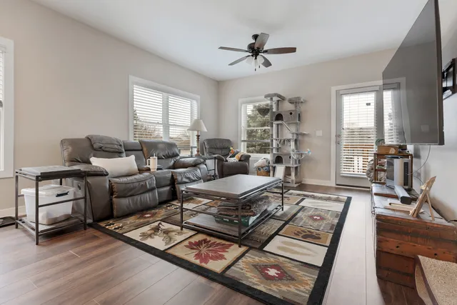 $346,000 | 207 Julie Lane, Hampshire, IL 60140