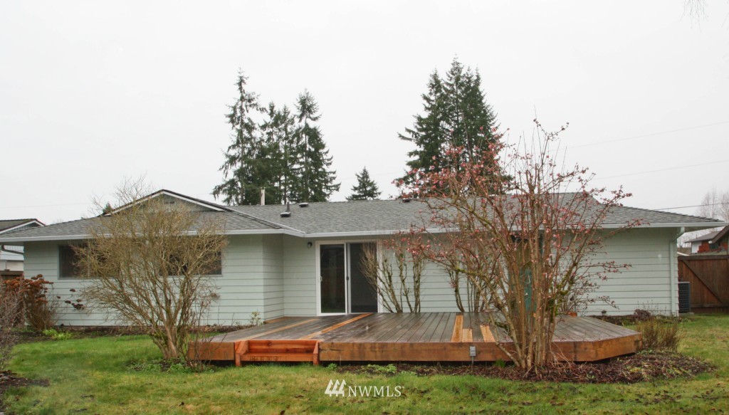 4232 Northeast 10th Place Renton, WA 98059 - Photo 11 of 13