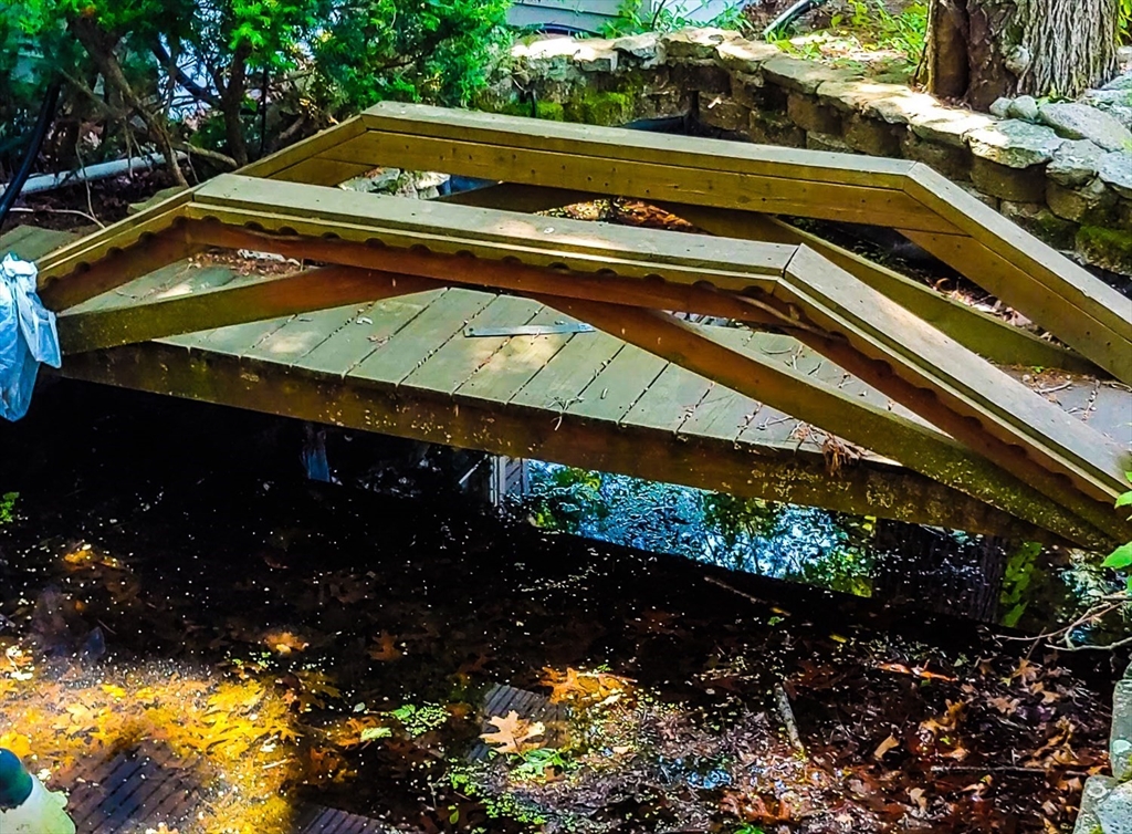 498 Middlesex Turnpike Billerica, MA 01821 - Photo 20 of 21 a view of outdoor space