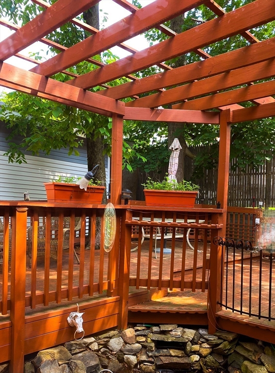 498 Middlesex Turnpike Billerica, MA 01821 - Photo 10 of 21 a outdoor view of sitting space