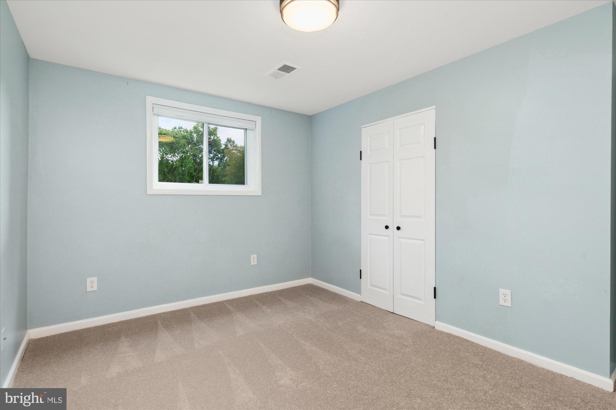 9834 Cherry Tree Lane Silver Spring, MD 20901 - Photo 11 of 41 Gallery Image 11
