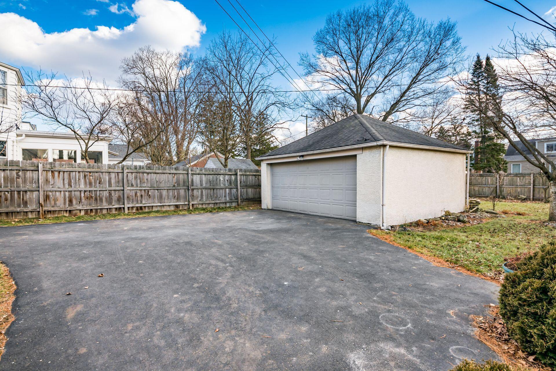 147 West Cooke Road Columbus, OH 43214 - Photo 50 of 57 052_917_L 147 W Cooke Rd123-2