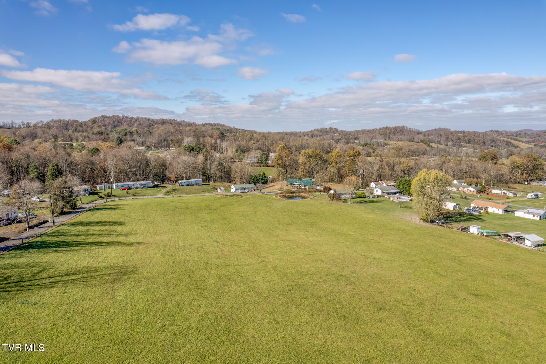 2607 Siam Road Elizabethton, TN 37643 - Photo 33 of 35 2607 Siam Road-85