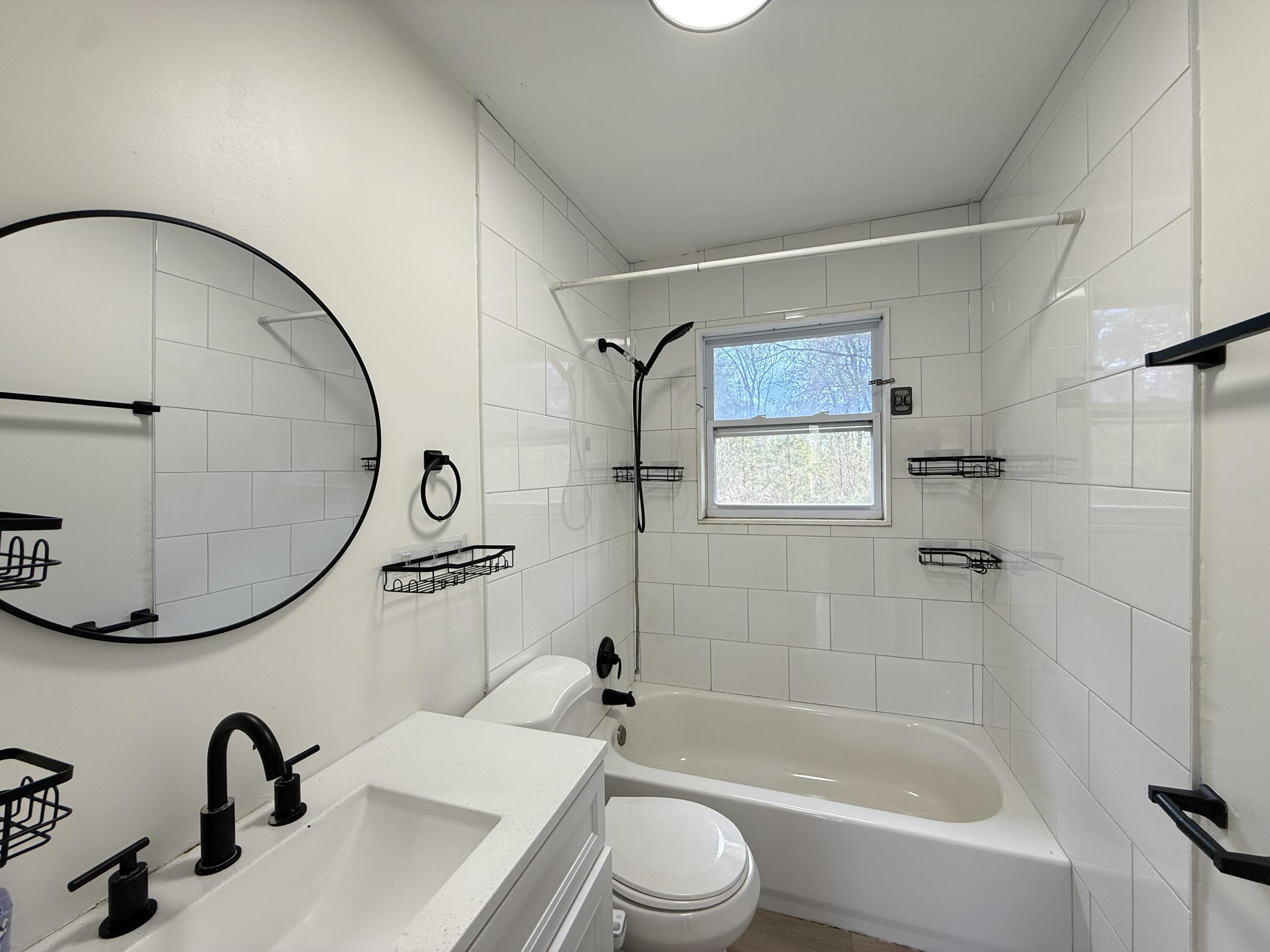 285 Koger Drive Reevesville, SC 29471 - Photo 9 of 22 IMG_8153