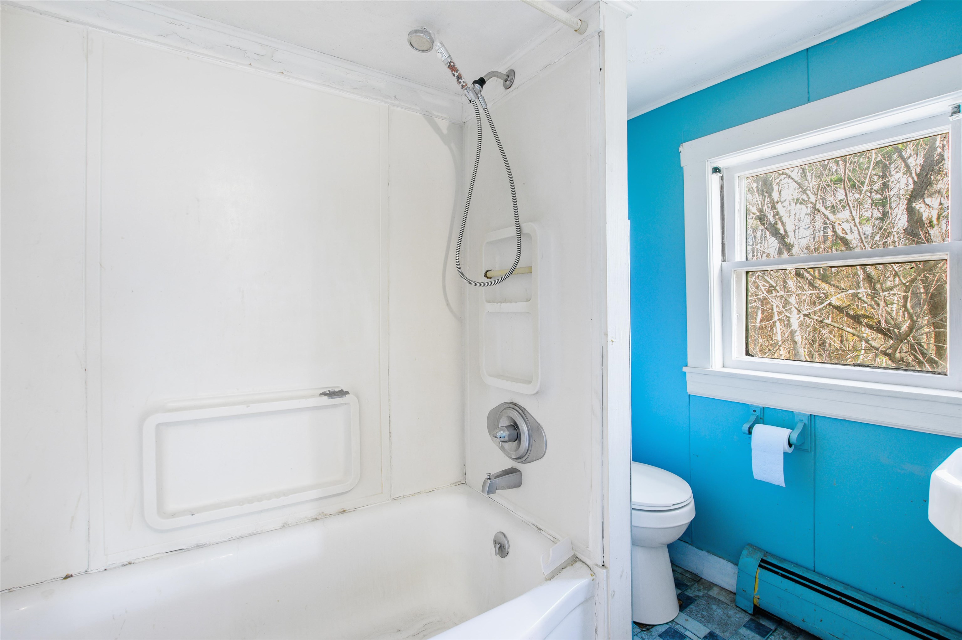 13 Water Street Lancaster, NH 03584 - Photo 19 of 39