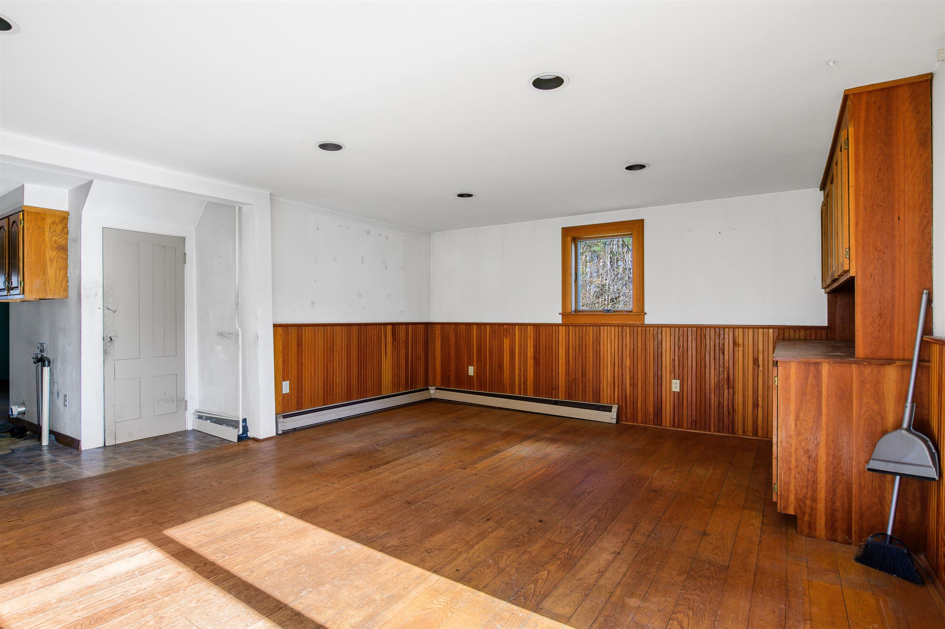 13 Water Street Lancaster, NH 03584 - Photo 4 of 39