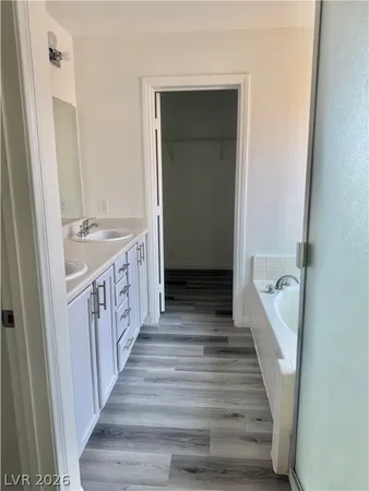 $2,000 | 9310 Winebrook Avenue, Las Vegas, NV 89148