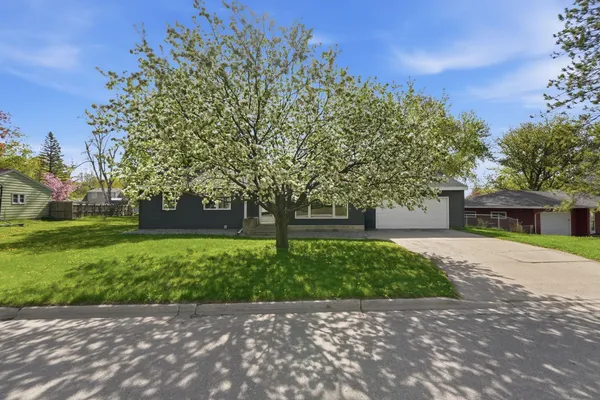 $349,000 | 205 Victoria Drive, Alexandria, MN 56308