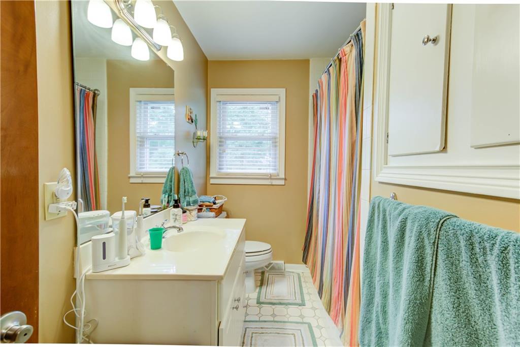 13633 Carey Road Carmel, IN 46033 - Photo 18 of 36 Gallery Image 18