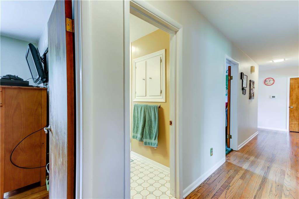 13633 Carey Road Carmel, IN 46033 - Photo 22 of 36 Gallery Image 22