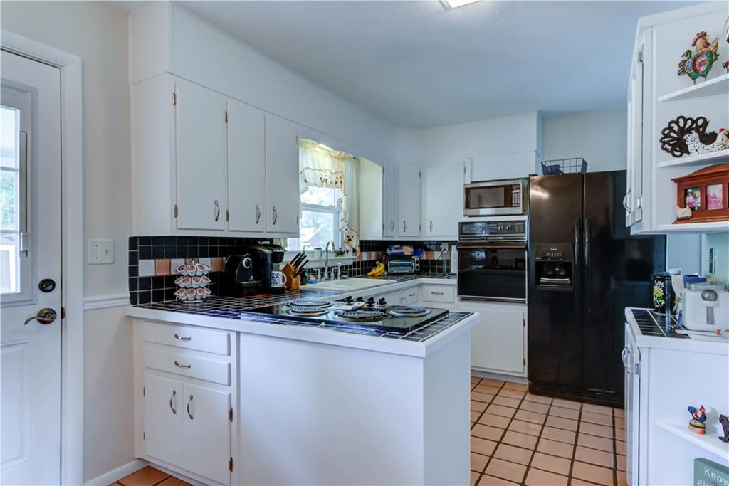 13633 Carey Road Carmel, IN 46033 - Photo 8 of 36 Gallery Image 8
