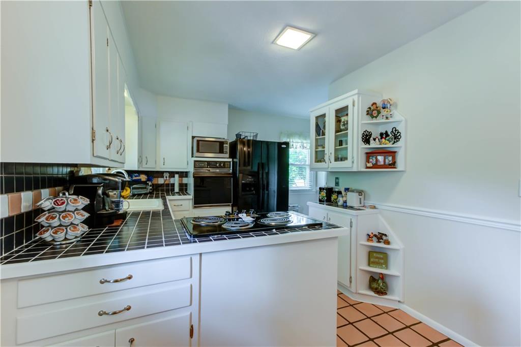 13633 Carey Road Carmel, IN 46033 - Photo 9 of 36 Gallery Image 9