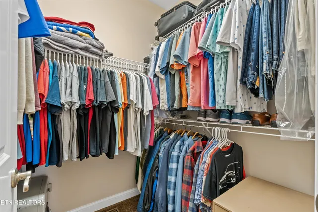 $750,000 | 7613 Powderhorn Trail, Townsend, TN 37882