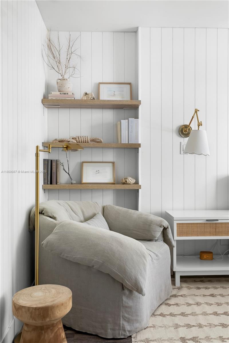 4301 Collins Avenue, Unit 207 Miami Beach, FL 33140 - Photo 17 of 34 a bathroom with a toilet and a bathtub